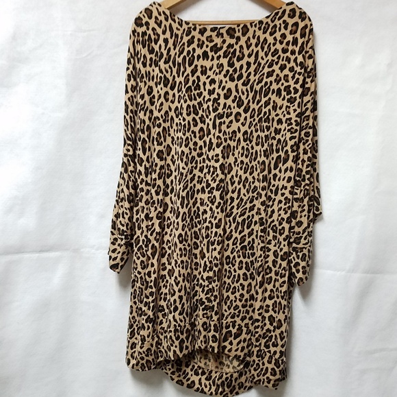 Lane Bryant Leopard Print Zipper Detail Blouse - Picture 4 of 4